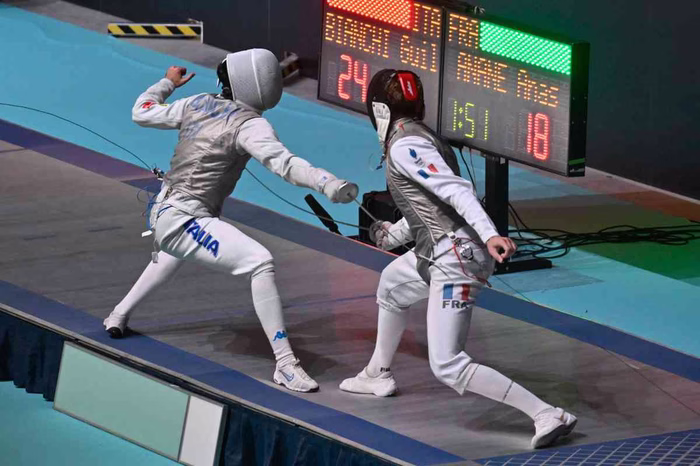 Scherma, Europei 2026: Simone Mencarelli vince l’oro nella spada maschile – SPORTFACE.IT