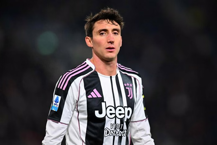 Juventus, interesse dalla Premier League per Cambiaso: su di lui c'è il Chelsea