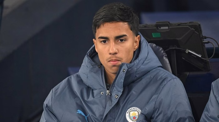 Nach Abstieg in Spanien: Barcelona beschäftigt sich mit ManCity-Talent