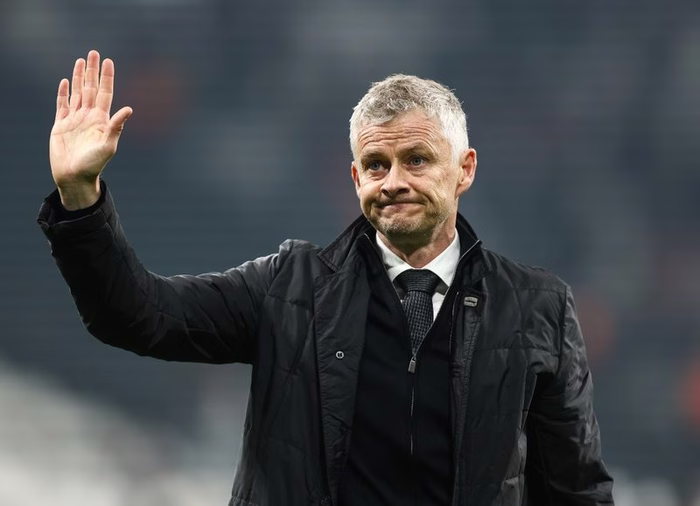 Former Man U coach linked with Premier League return – to replace his old assistant
