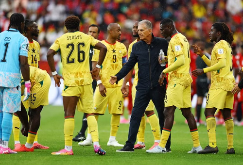 Técnico de Gana se irrita com assunto Partey em coletiva
