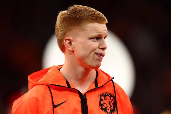 Tottenham, ufficiale l'arrivo di van Hecke: il comunicato