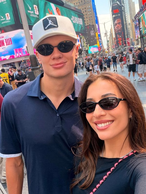 Haaland passeia por Nova York depois de marcar seus primeiros gols na Copa; veja fotos