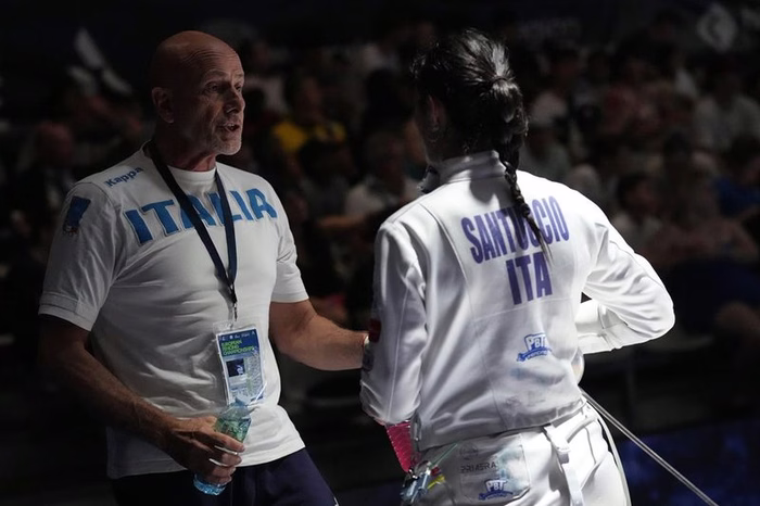 Scherma, l’estone Lehis vince l’oro nella spada femminile. Azzurre tutte giù dal podio