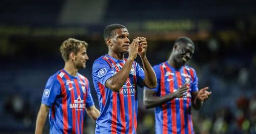Ronny Labonne quitte le SM Caen pour s'engager avec le Steaua Bucarest