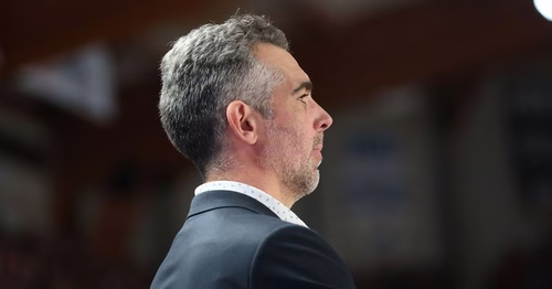 "Je suis très ému car c'est une page qui se tourne" : l'entraîneur du PB 86 revient sur la défaite de Poitiers en finale