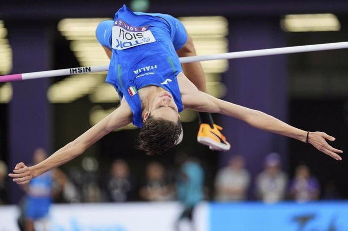 Matteo Sioli sempre più in alto! Batte il fenomeno Barshim a casa sua e incrementa la misura