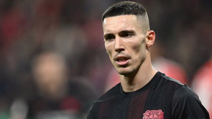 Grimaldo vor Bayer-Abschied: Einigung mit Top-Klub erzielt