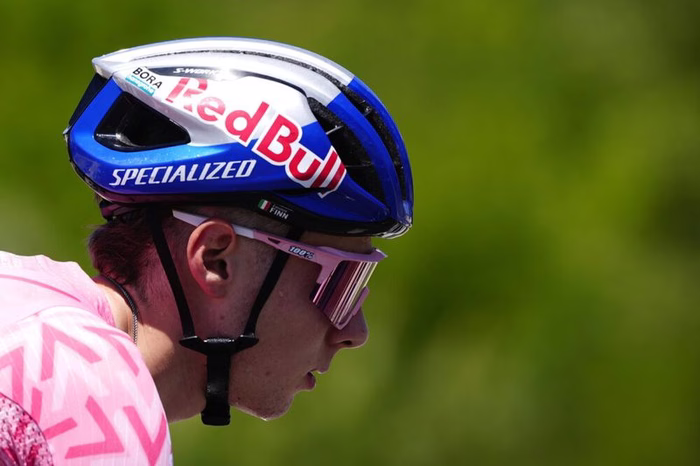 Giro d’Italia NextGen 2026: Lorenzo Finn guadagna ancora col minimo sforzo nella tappa regina
