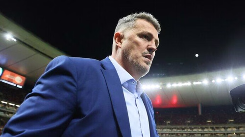 Schnelles Ende: Ajax löst Vertrag mit Ex-Trainer bereits wieder auf