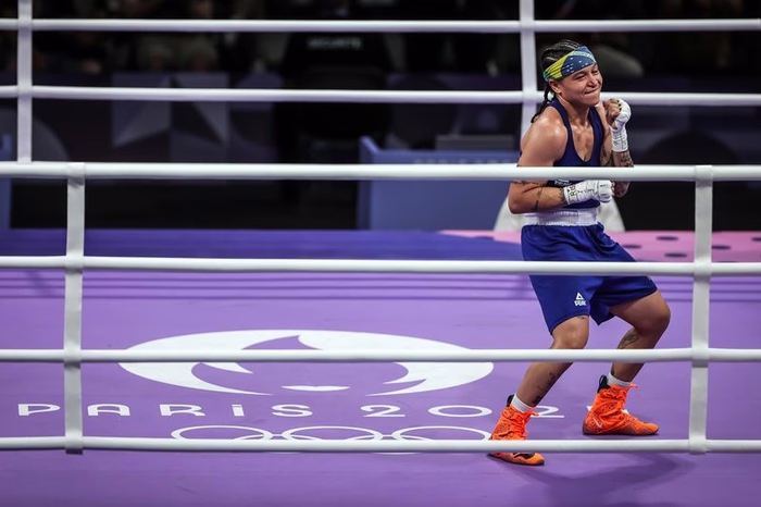 Bia Ferreira é campeã da etapa da China da Copa do Mundo de boxe