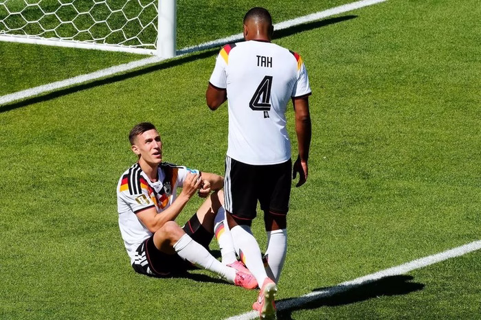 Un duro golpe para Alemania: Nico Schlotterbeck se perderá lo que resta del Mundial