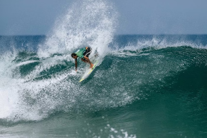 Irmãos Pupo são eliminados nas quartas em Saquarema; Chianca e Yago avançam à semifinal