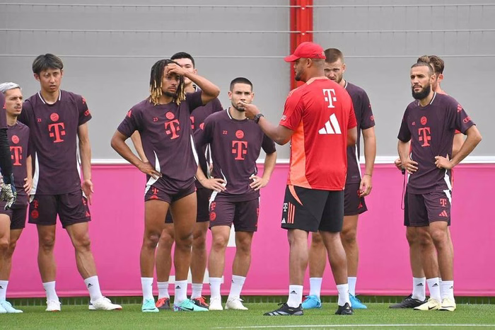 Mit 28 Jahren: Ex-Bayern-Star deutet frühes Karriereende nach der WM an