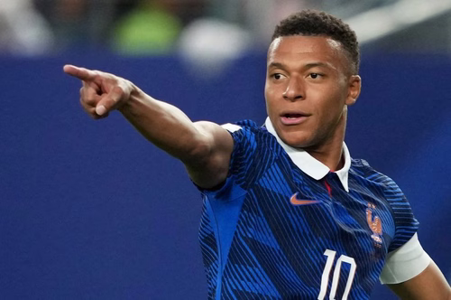 Mbappé é o Craque do Cartola no dia #12 da Copa do Mundo da FIFA™