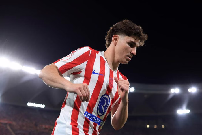 Julián Álvarez : L’Atlético Madrid va porter plainte contre le Barça.
