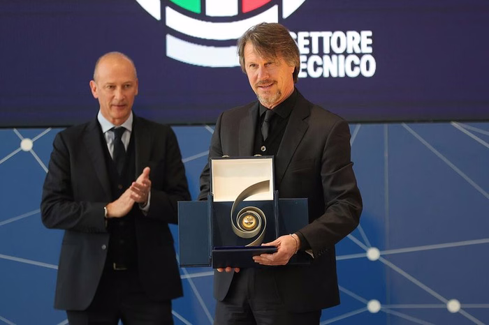🤩 Sassuolo, occhi in casa Ajax per rinforzare la difesa: piace un terzino