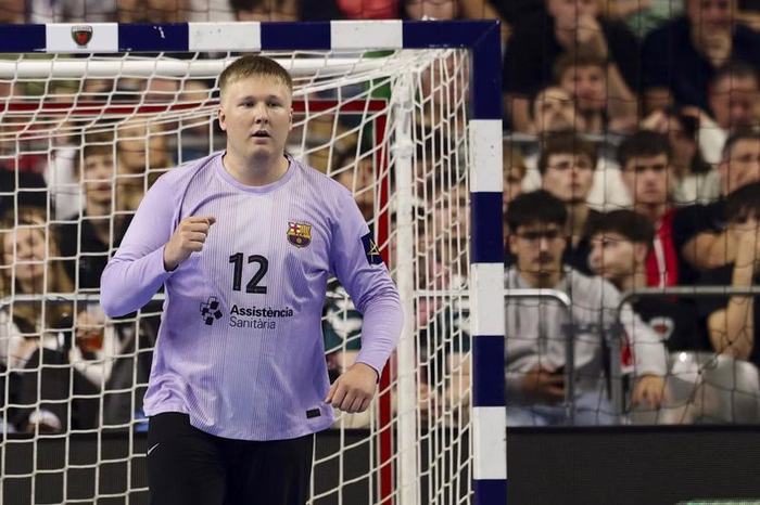 El meta Emil Nielsen, 'MVP' de Europa tras ganar la Champions y el Europeo