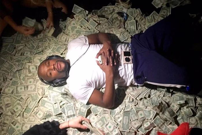 Floyd Mayweather, un campeón en problemas: juicios adversos y bloqueos legales para volver al ring