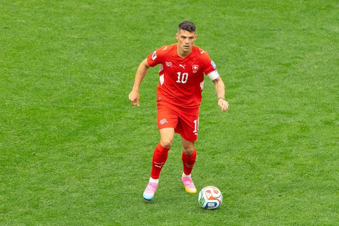 Granit Xhaka : un transfert surprise vers Chelsea ?
