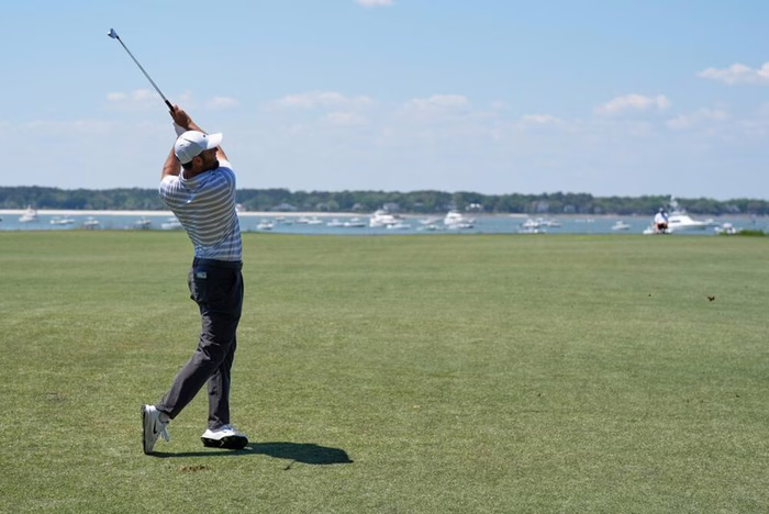 Scottie Scheffler mette la freccia e passa al comando del Travelers Championship dopo due round