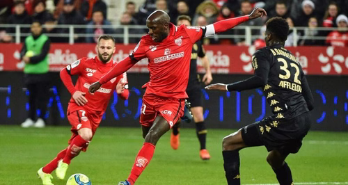 Ligue 2 : Adrian Ortola devrait rester à Guingamp malgré les sollicitations, Julio Tavares va inaugurer un stade à son nom dans l’Ain
