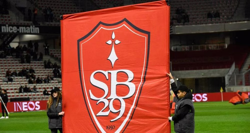 Brest : le club entame une nouvelle phase de son développement après le départ de Grégory Lorenzi puis la disparition d'Éric Roy