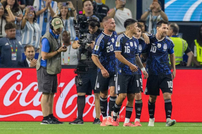 Mondiali Calcio 2026: missione compiuta per l’Inghilterra, frena il Portogallo. Tutto facile per l’Argentina