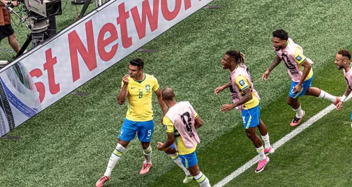 Coupe du monde : le Brésil renverse le Japon et décroche sa place en huitièmes de finale dans le temps additionnel