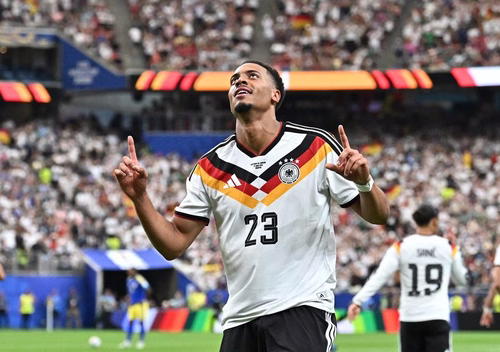 Felix Nmecha: volante da Alemanha na Copa atrai gigantes da Europa