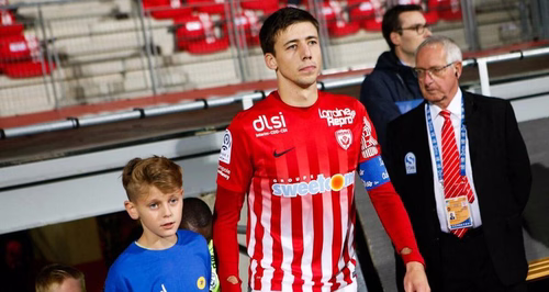 Étranger : un joueur formé à Nancy passé par Barcelone se rapproche de Benfica