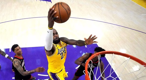 LeBron James deixa Lakers depois de oito anos e um título da NBA