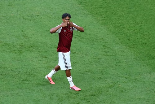 Lamine Yamal sobre atletas do Real Madrid: "Não converso com ninguém"