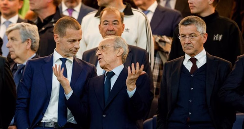 "Au final, tu vas devoir me le vendre" ... La phrase folle lâchée par Pérez au président du Bayern pour Olise