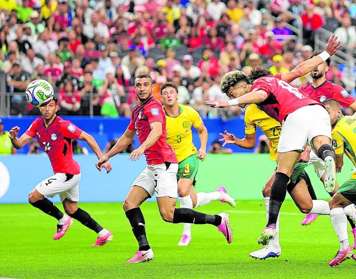 Los 'Faraones' imponen su ley