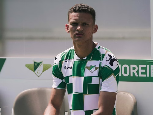 Ex-Cruzeiro, zagueiro Janderson é anunciado pelo Moreirense; veja