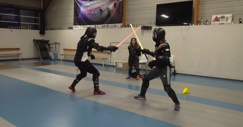 L'apprentissage du sabre laser, un sport très encadré