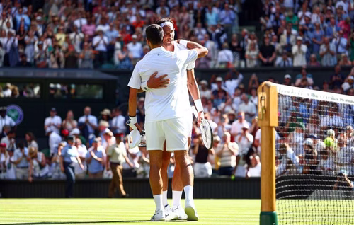 Wimbledon : « Il m’a sorti de ma zone de confort… » Arthur Rinderknech éliminé mais applaudi par Novak Djokovic