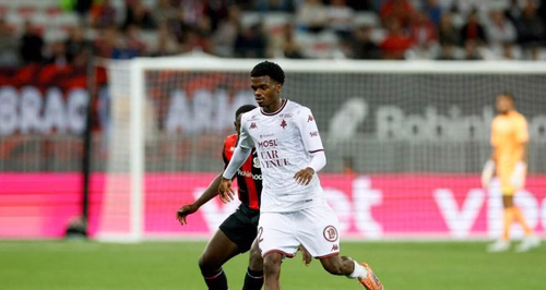 Metz : le FCM remporte son premier match amical, une offre d'un club saoudien acceptée pour un milieu