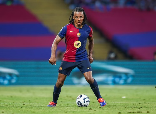 Barcelona consider selling crucial first team player to Premier League teams to fund summer refresh