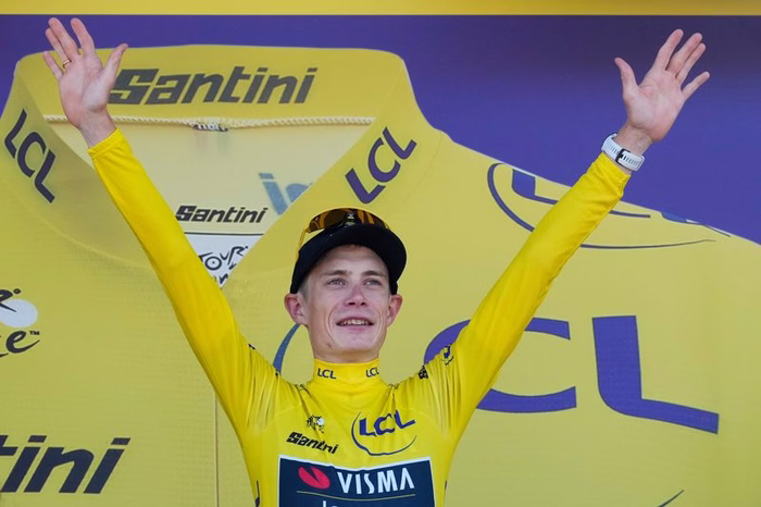 Jonas Vingegaard sends Tadej Pogacar reminder after ‘perfect’ start at Tour de France