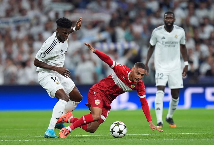 Neuer Mittelfeldstar: Zwei Spieler auf der Shortlist von ManUnited