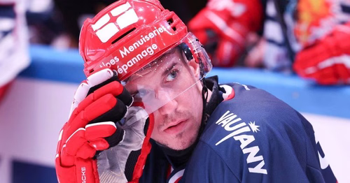 Hockey sur glace : les Brûleurs de Loups officialisent la prolongation de Pierre Crinon