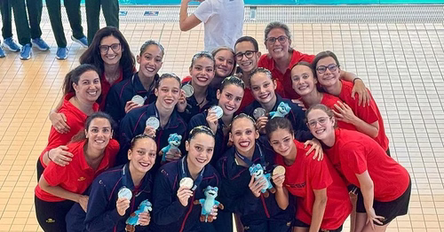 Tres medallas de plata para el Club Natación Sincro Sevilla en el Europeo juvenil con España