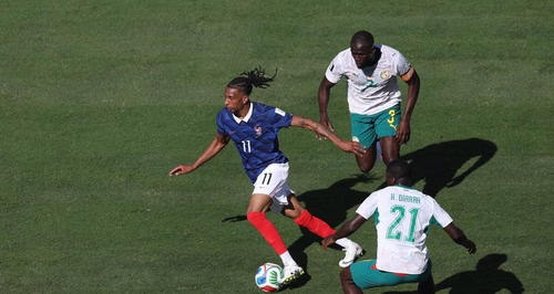 Étranger : « Il reste », Upamecano s’exprime sur Olise (Bayern Munich)