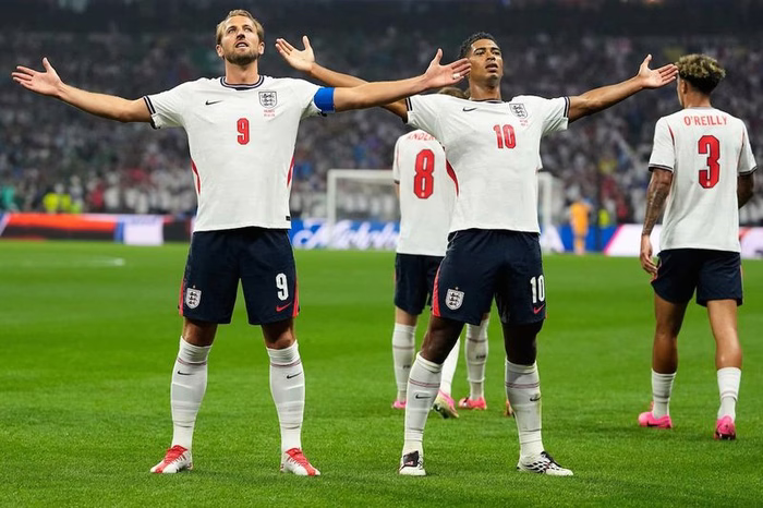 Inglaterra le ganó a México un partido de película para dejar atrás un trauma y meterse en los cuartos de final