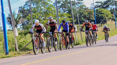 1ª etapa do Acreano de MTB: Antonio Frota e Érica Soares vencem