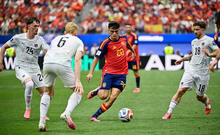 Pedri na Copa do Mundo: craque da Espanha quer repetir Iniesta