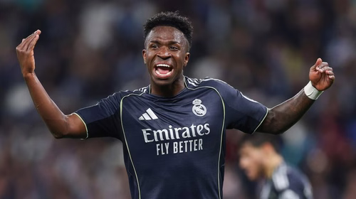 Premier-League-Klub jagt Vinicius: 150-Millionen-Angebot für Real Madrid
