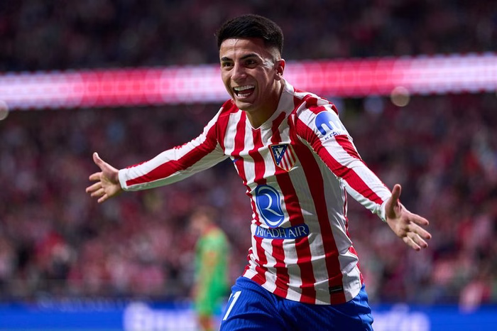 River Plate chega a acordo por Thiago Almada em negócio de R$ 127 milhões, diz jornal